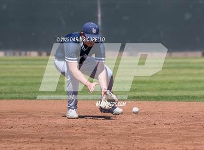 Thumbnail 3 in Wooster vs. Lake Oswego (Coach Bob Invitational) photogallery.