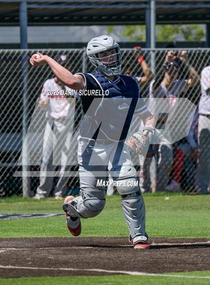 Thumbnail 2 in Wooster vs. Lake Oswego (Coach Bob Invitational) photogallery.