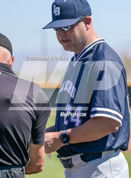 Thumbnail 1 in Wooster vs. Lake Oswego (Coach Bob Invitational) photogallery.