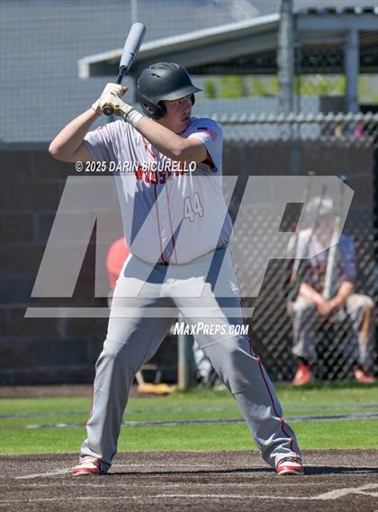 Thumbnail 3 in Wooster vs. Lake Oswego (Coach Bob Invitational) photogallery.