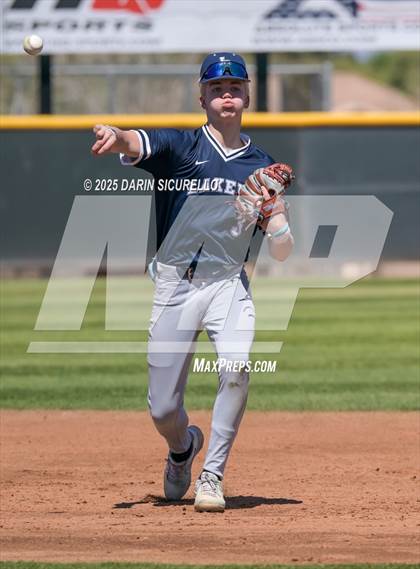 Thumbnail 1 in Wooster vs. Lake Oswego (Coach Bob Invitational) photogallery.