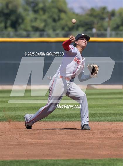 Thumbnail 1 in Wooster vs. Lake Oswego (Coach Bob Invitational) photogallery.