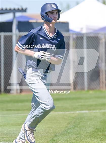 Thumbnail 2 in Wooster vs. Lake Oswego (Coach Bob Invitational) photogallery.