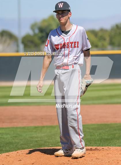 Thumbnail 1 in Wooster vs. Lake Oswego (Coach Bob Invitational) photogallery.