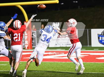 Thumbnail 3 in Covington Catholic @ Belfry photogallery.