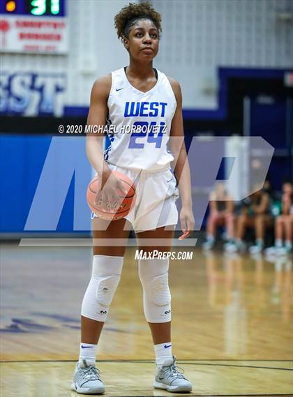 Thumbnail 1 in Prosper @ Plano West photogallery.