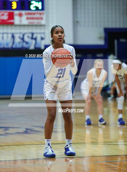 Thumbnail 2 in Prosper @ Plano West photogallery.