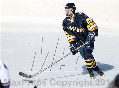 Thumbnail 2 in Holt vs. Fort Zumwalt West (St. Louis Winter Classic) photogallery.