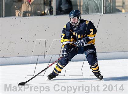 Thumbnail 2 in Holt vs. Fort Zumwalt West (St. Louis Winter Classic) photogallery.
