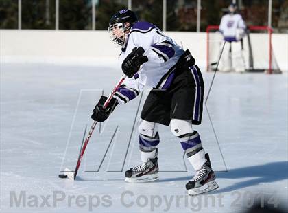 Thumbnail 2 in Holt vs. Fort Zumwalt West (St. Louis Winter Classic) photogallery.