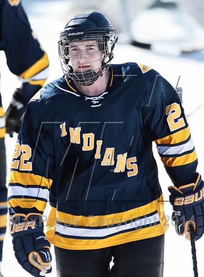 Thumbnail 2 in Holt vs. Fort Zumwalt West (St. Louis Winter Classic) photogallery.