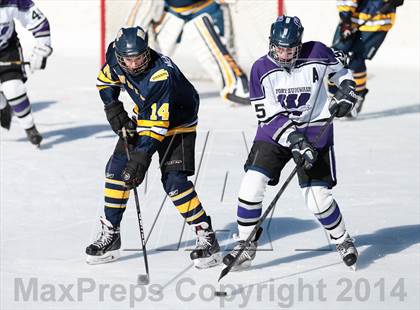 Thumbnail 3 in Holt vs. Fort Zumwalt West (St. Louis Winter Classic) photogallery.