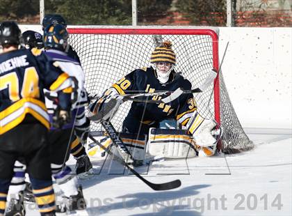 Thumbnail 2 in Holt vs. Fort Zumwalt West (St. Louis Winter Classic) photogallery.
