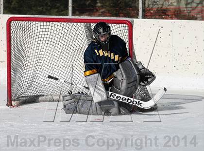 Thumbnail 2 in Holt vs. Fort Zumwalt West (St. Louis Winter Classic) photogallery.