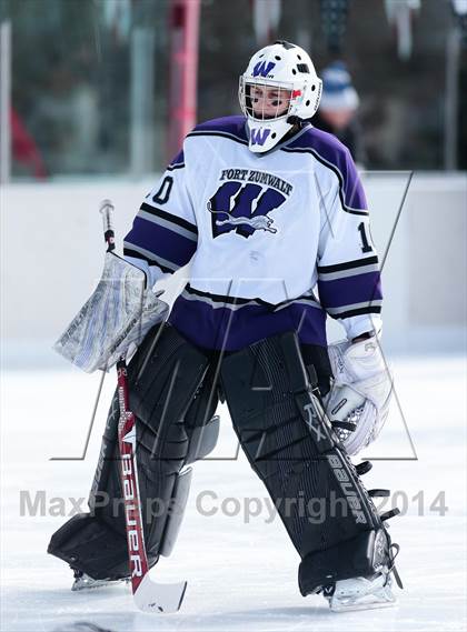 Thumbnail 1 in Holt vs. Fort Zumwalt West (St. Louis Winter Classic) photogallery.