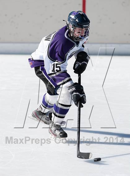 Thumbnail 2 in Holt vs. Fort Zumwalt West (St. Louis Winter Classic) photogallery.