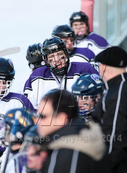 Thumbnail 2 in Holt vs. Fort Zumwalt West (St. Louis Winter Classic) photogallery.