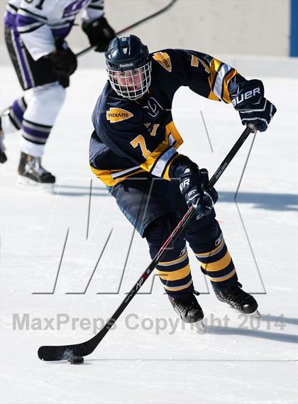 Thumbnail 2 in Holt vs. Fort Zumwalt West (St. Louis Winter Classic) photogallery.