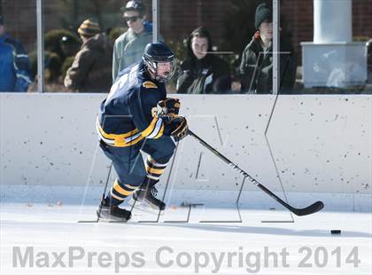 Thumbnail 3 in Holt vs. Fort Zumwalt West (St. Louis Winter Classic) photogallery.
