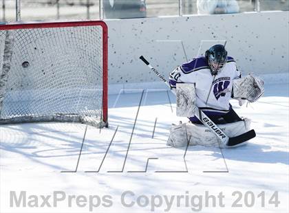 Thumbnail 3 in Holt vs. Fort Zumwalt West (St. Louis Winter Classic) photogallery.