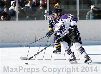 Thumbnail 2 in Holt vs. Fort Zumwalt West (St. Louis Winter Classic) photogallery.