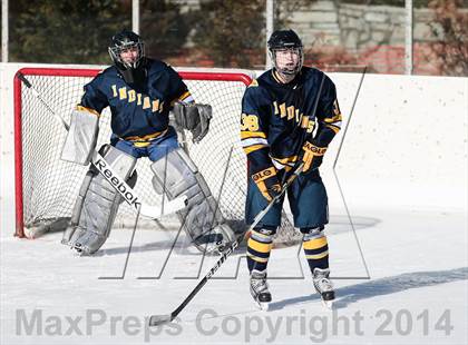 Thumbnail 3 in Holt vs. Fort Zumwalt West (St. Louis Winter Classic) photogallery.
