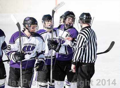 Thumbnail 2 in Holt vs. Fort Zumwalt West (St. Louis Winter Classic) photogallery.