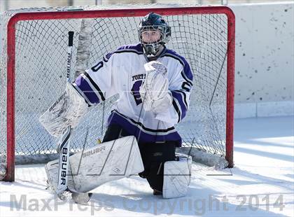 Thumbnail 3 in Holt vs. Fort Zumwalt West (St. Louis Winter Classic) photogallery.