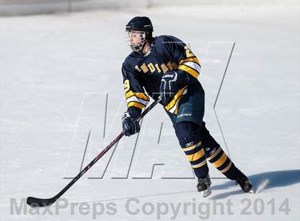 Thumbnail 3 in Holt vs. Fort Zumwalt West (St. Louis Winter Classic) photogallery.