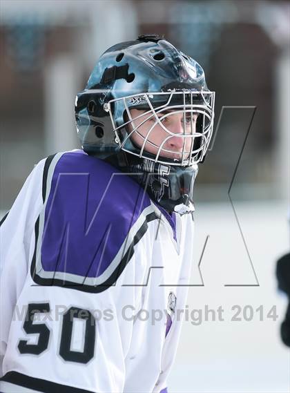 Thumbnail 1 in Holt vs. Fort Zumwalt West (St. Louis Winter Classic) photogallery.