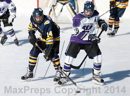 Thumbnail 2 in Holt vs. Fort Zumwalt West (St. Louis Winter Classic) photogallery.