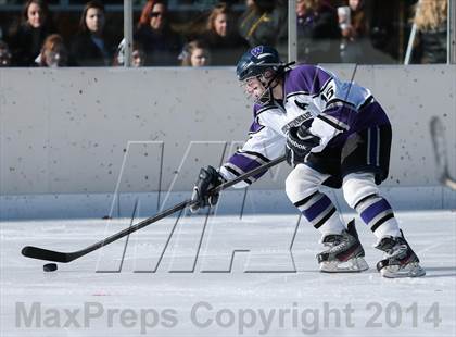 Thumbnail 1 in Holt vs. Fort Zumwalt West (St. Louis Winter Classic) photogallery.