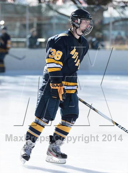 Thumbnail 3 in Holt vs. Fort Zumwalt West (St. Louis Winter Classic) photogallery.