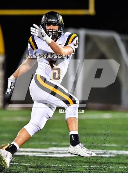 Thumbnail 2 in Granada @ Windsor (CIF NCS D2 Semifinal Playoff) photogallery.