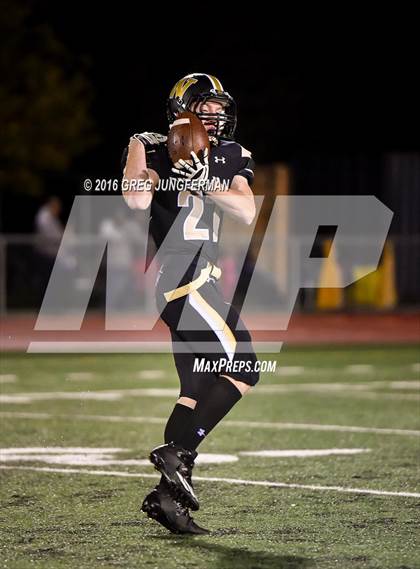 Thumbnail 1 in Granada @ Windsor (CIF NCS D2 Semifinal Playoff) photogallery.