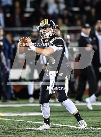 Thumbnail 3 in Granada @ Windsor (CIF NCS D2 Semifinal Playoff) photogallery.
