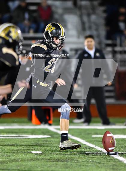 Thumbnail 2 in Granada @ Windsor (CIF NCS D2 Semifinal Playoff) photogallery.