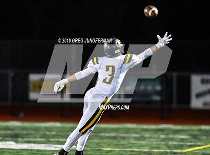 Thumbnail 3 in Granada @ Windsor (CIF NCS D2 Semifinal Playoff) photogallery.