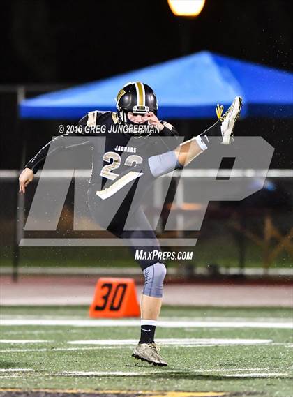 Thumbnail 3 in Granada @ Windsor (CIF NCS D2 Semifinal Playoff) photogallery.