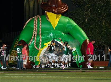Thumbnail 2 in Saugus @ Canyon photogallery.