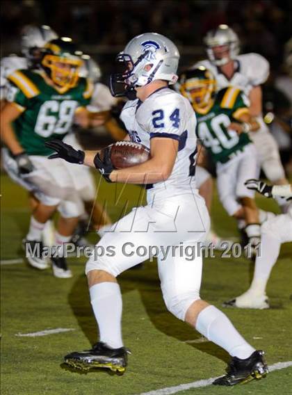 Thumbnail 1 in Saugus @ Canyon photogallery.