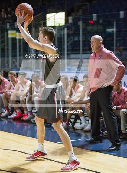 Thumbnail 1 in Prairie vs. Kennedy Catholic photogallery.