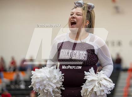 Thumbnail 3 in Warren County (VHSL Class 3B Regional Final) photogallery.