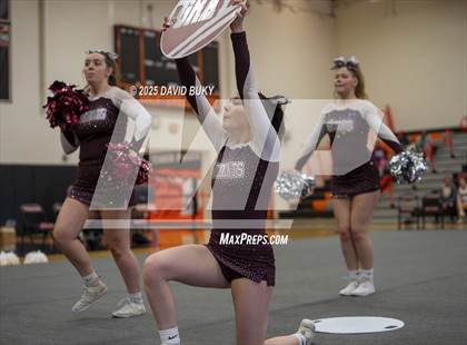 Thumbnail 2 in Warren County (VHSL Class 3B Regional Final) photogallery.