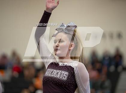 Thumbnail 1 in Warren County (VHSL Class 3B Regional Final) photogallery.