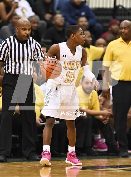 Thumbnail 2 in Orr vs. Curie (IHSA CPS Semifinal) photogallery.