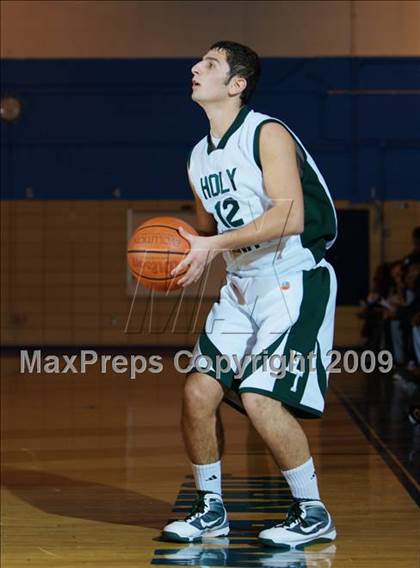 Thumbnail 3 in Holy Trinity vs Van Buren (Queens Jam Christmas Classic) photogallery.