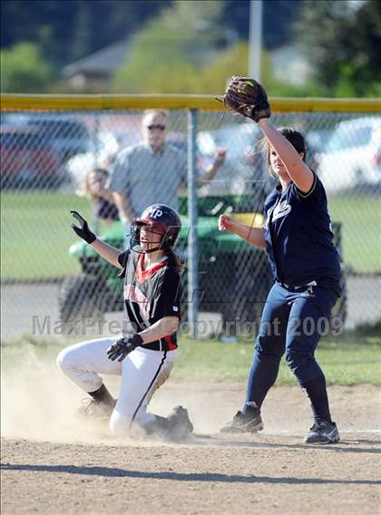 Thumbnail 3 in Arlington @ Marysville-Pilchuck photogallery.