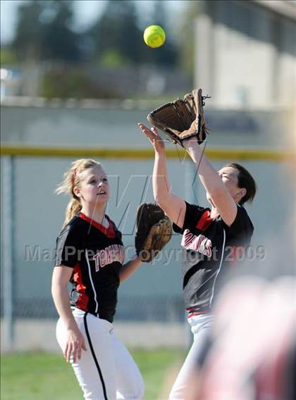 Thumbnail 2 in Arlington @ Marysville-Pilchuck photogallery.