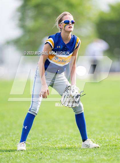 Thumbnail 3 in Packer Collegiate Institute vs Spence (AAIS Quarterfinals) photogallery.